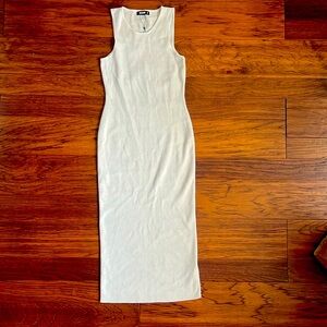 Maxi open back dress with chain